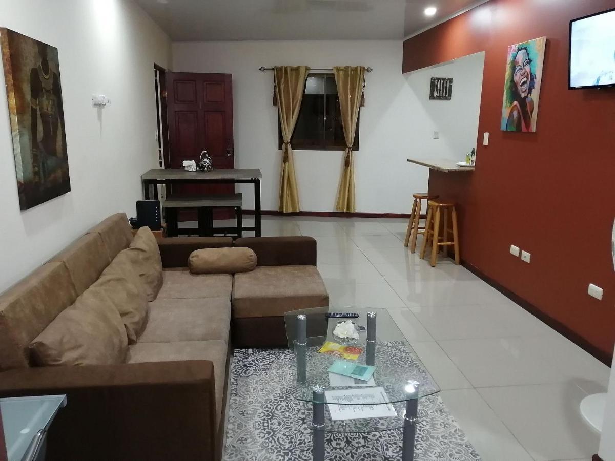 Aptos Casa Caribe, Habitaciones Privadas En Aptos Compartidos & Aptos Completos Con Auto Entrada Пуерто Лимон Екстериор снимка