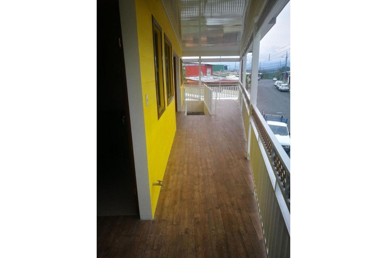 Aptos Casa Caribe, Habitaciones Privadas En Aptos Compartidos & Aptos Completos Con Auto Entrada Пуерто Лимон Екстериор снимка