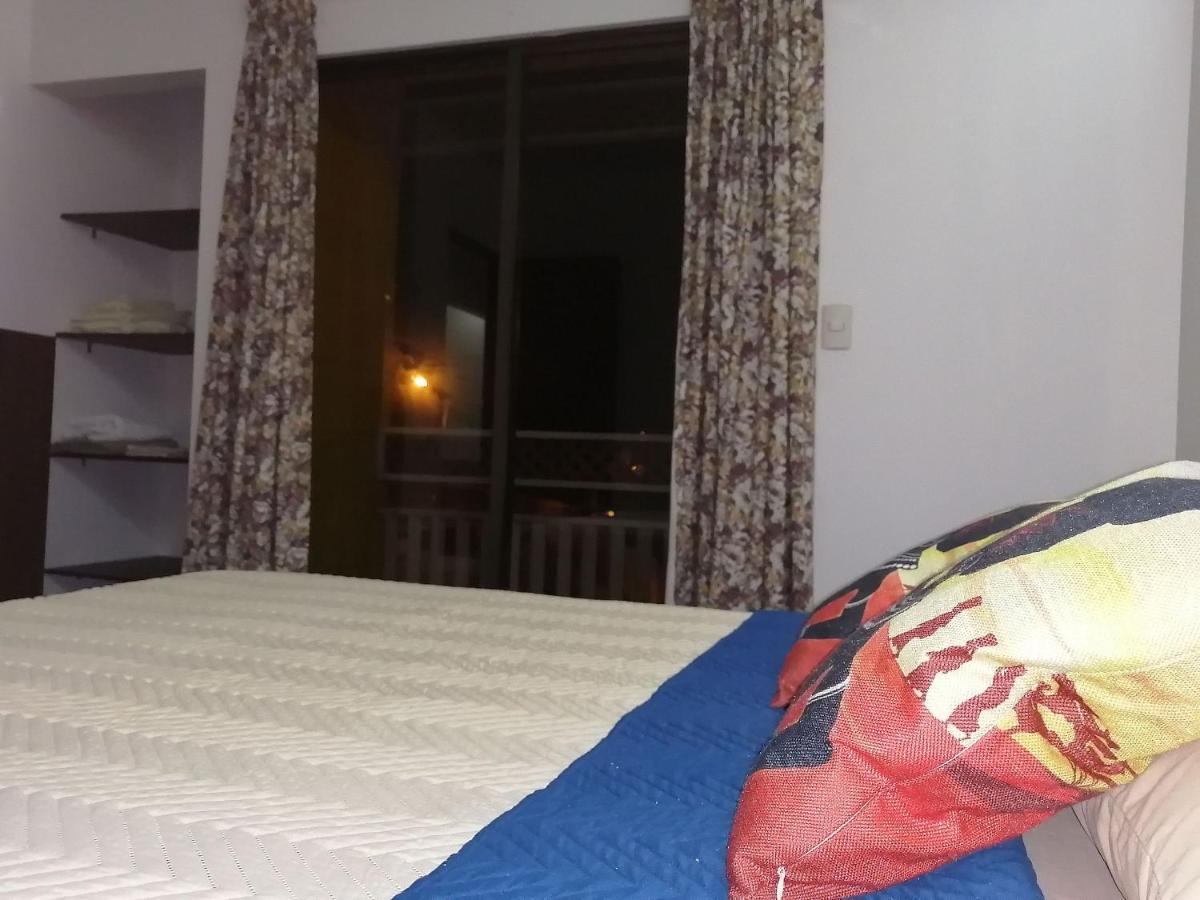 Aptos Casa Caribe, Habitaciones Privadas En Aptos Compartidos & Aptos Completos Con Auto Entrada Пуерто Лимон Екстериор снимка