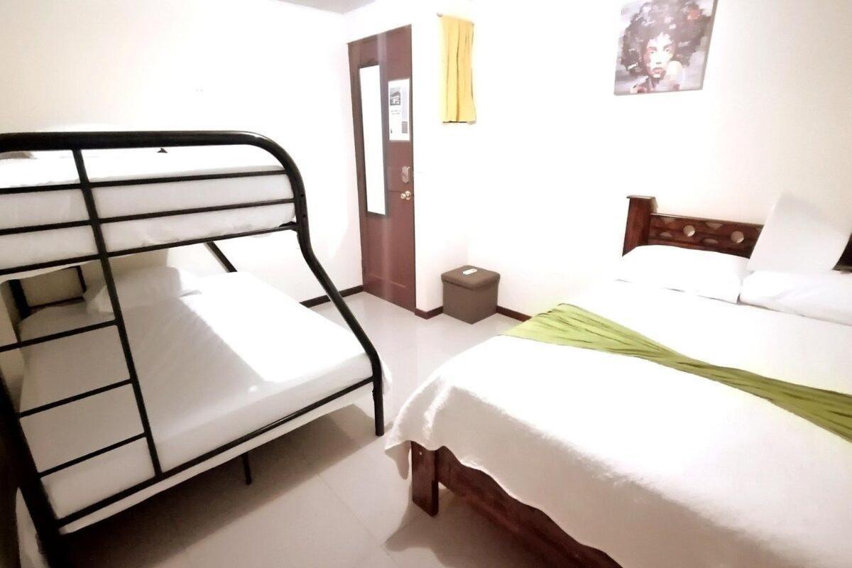 Aptos Casa Caribe, Habitaciones Privadas En Aptos Compartidos & Aptos Completos Con Auto Entrada Пуерто Лимон Екстериор снимка